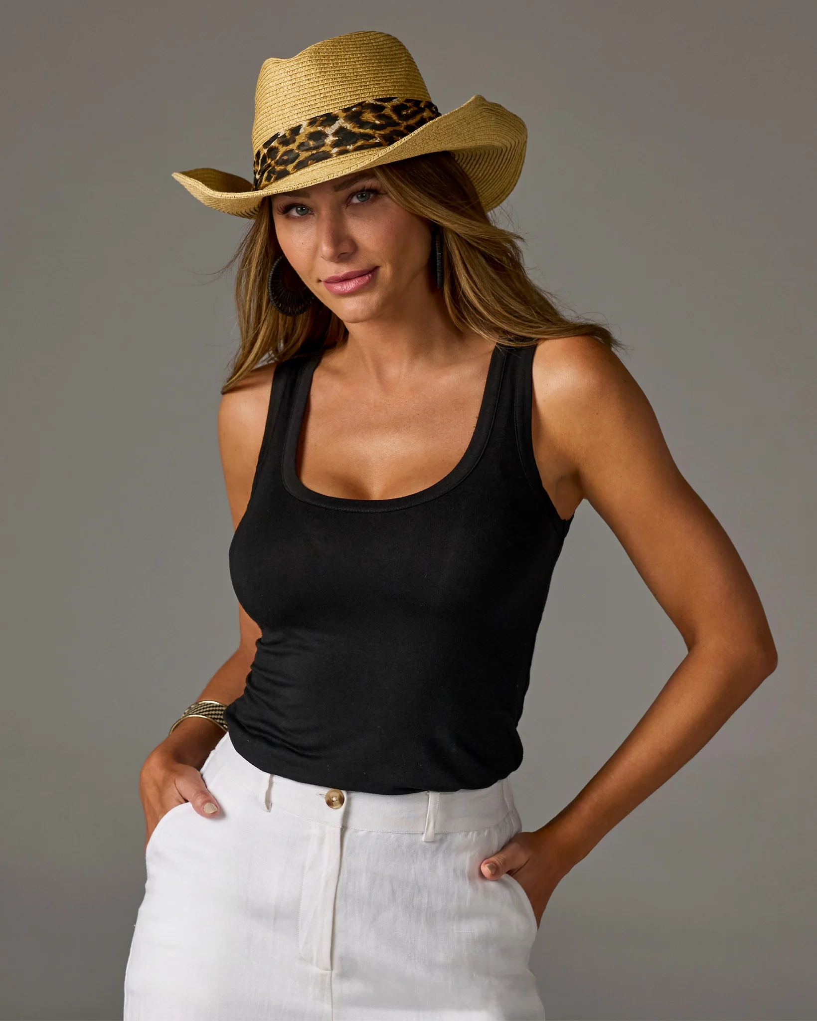 So Effortless Scoop-Neck Tank Top Black - Mycitystee