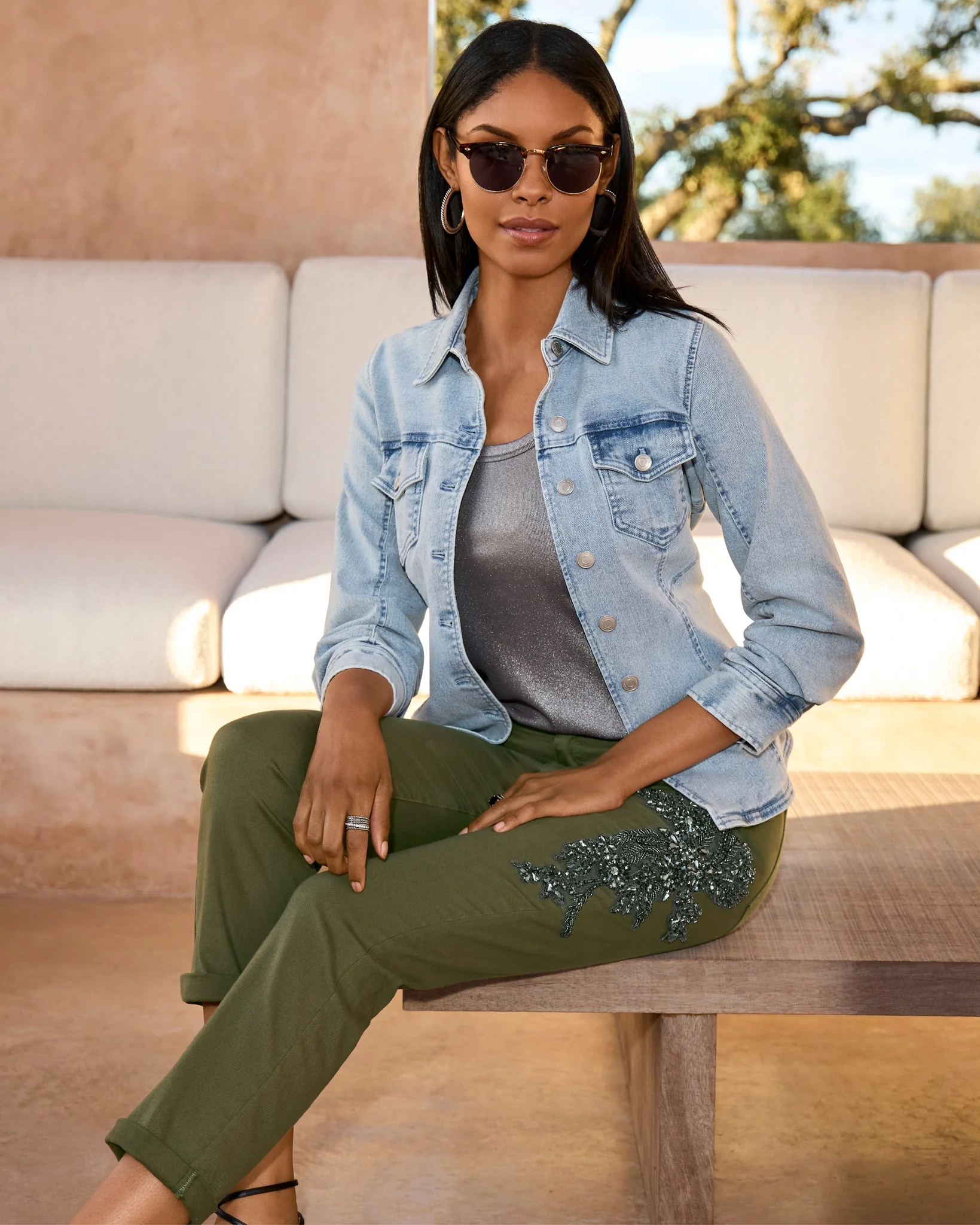 Ruched Sleeve Shaped Denim Jacket Light Wash - Mycitystee