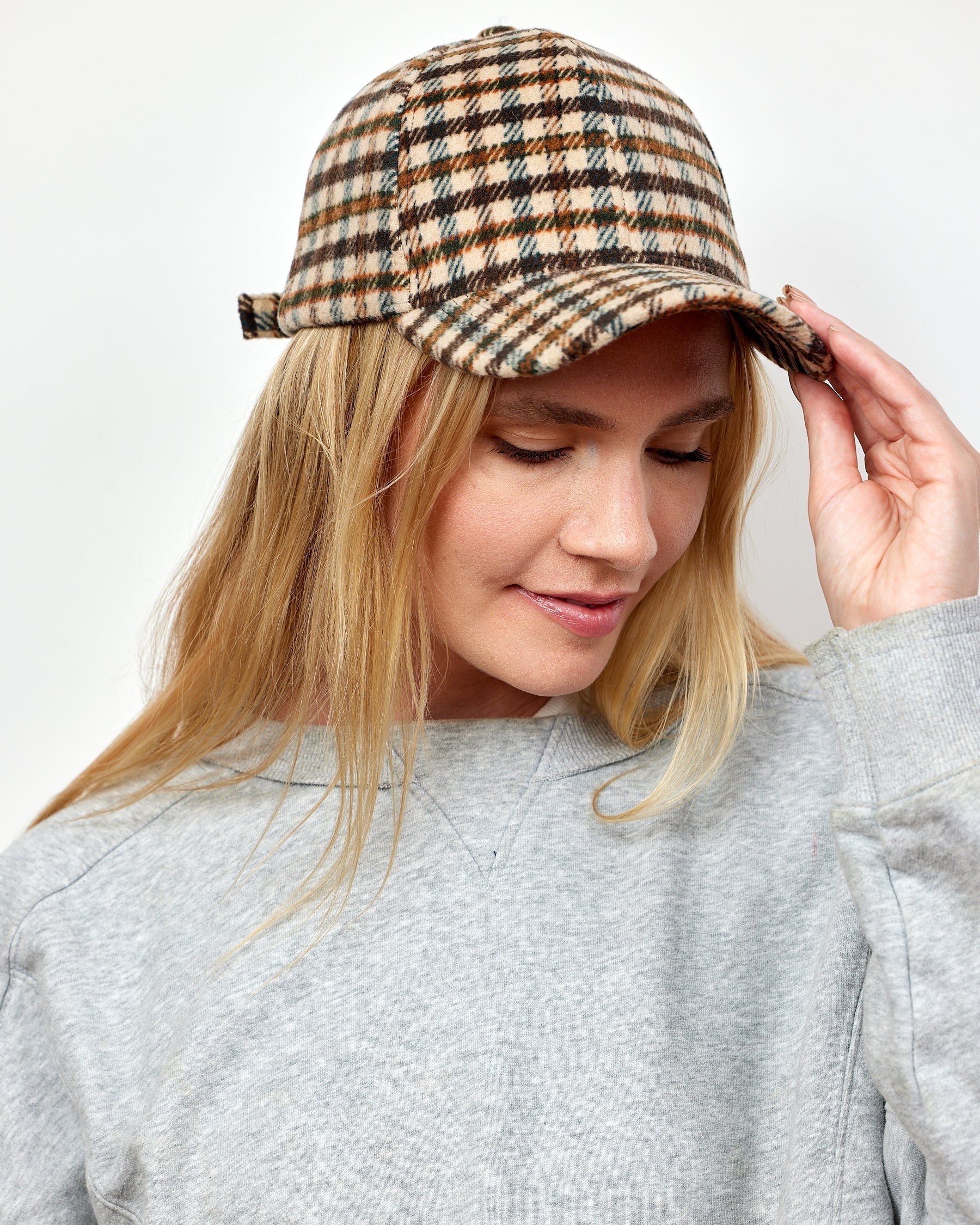 Everyday Plaid Cap - Mycitystee