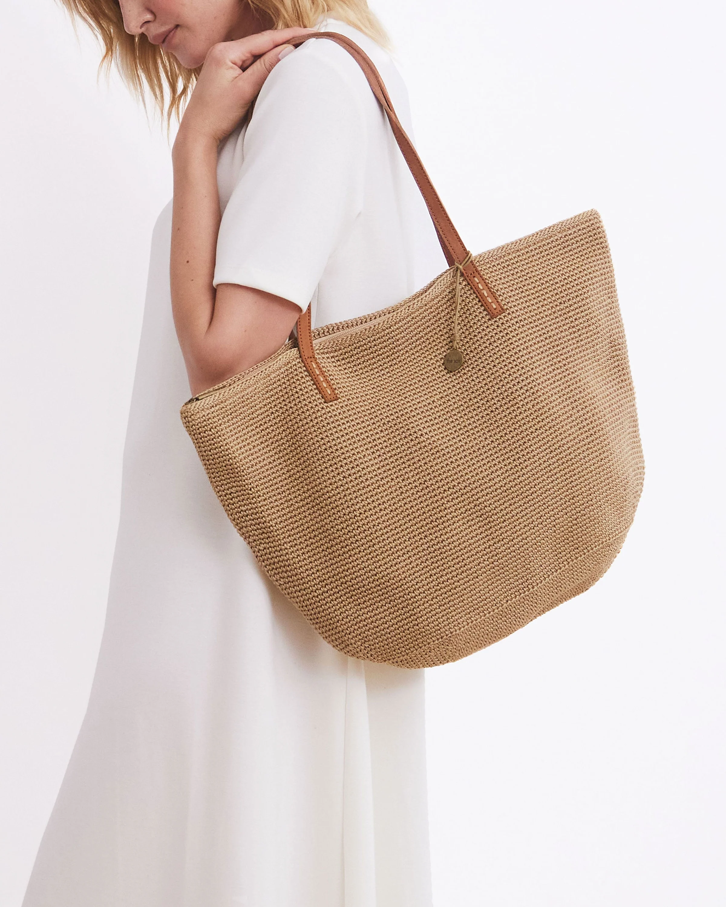 Faye Large Tote - Hand Crochet - Natural Medallion - Mycitystee